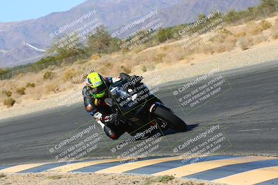 media/Feb-13-2022-SoCal Trackdays (Sun) [[c9210d39ca]]/Turn 7 Inside (1040am)/